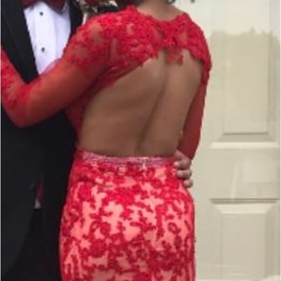 Mac Duggal Formal Gown - Picture 3 of 5